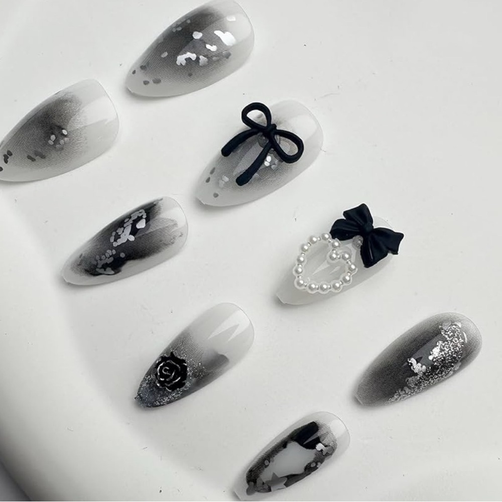 Black and White Nail Art Set